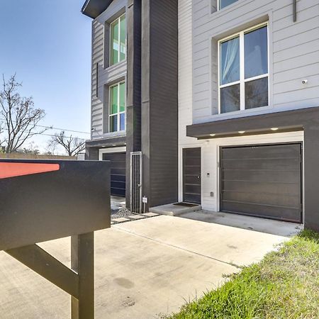 3 Mi To Dtwn Modern Townhome With Yard In Хьюстон Экстерьер фото