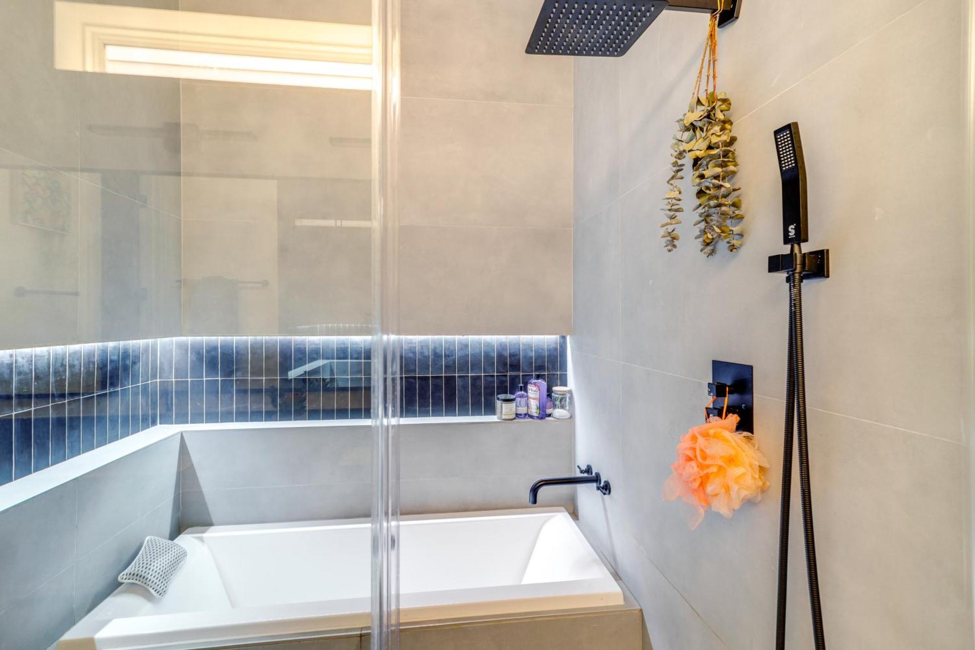3 Mi To Dtwn Modern Townhome With Yard In Хьюстон Экстерьер фото