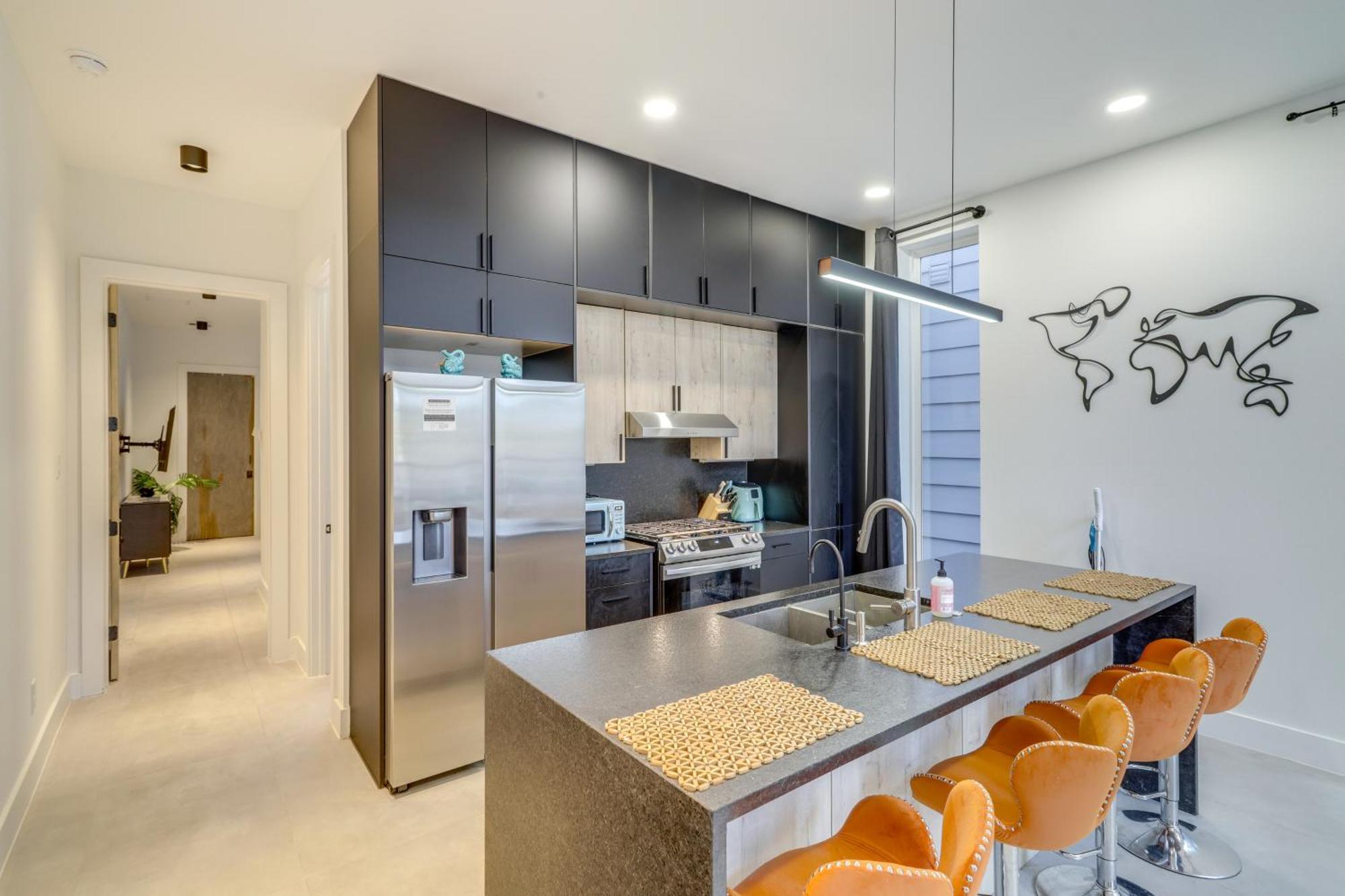 3 Mi To Dtwn Modern Townhome With Yard In Хьюстон Экстерьер фото