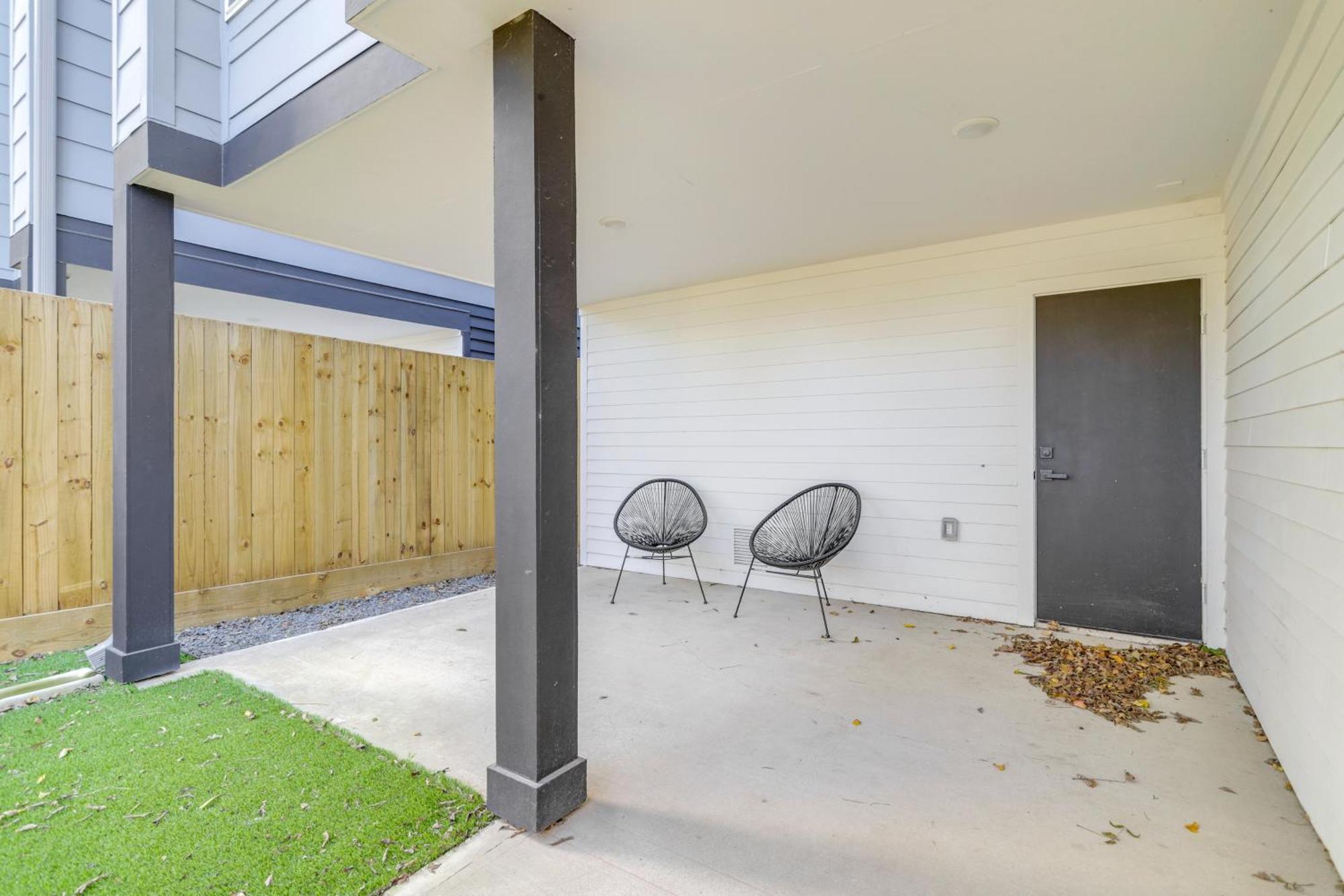 3 Mi To Dtwn Modern Townhome With Yard In Хьюстон Экстерьер фото
