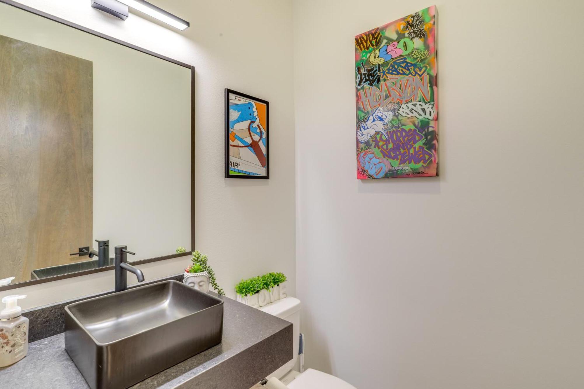 3 Mi To Dtwn Modern Townhome With Yard In Хьюстон Экстерьер фото